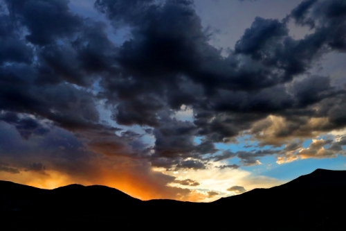 Sunset over Albion Mountains